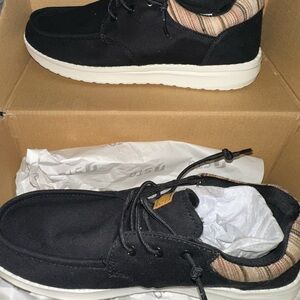 Casual Black and Tan Women's Loafers from STQ Sz 9 NEW